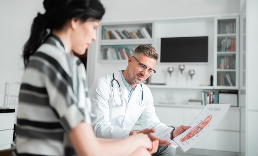 patient consults with plastic surgeon